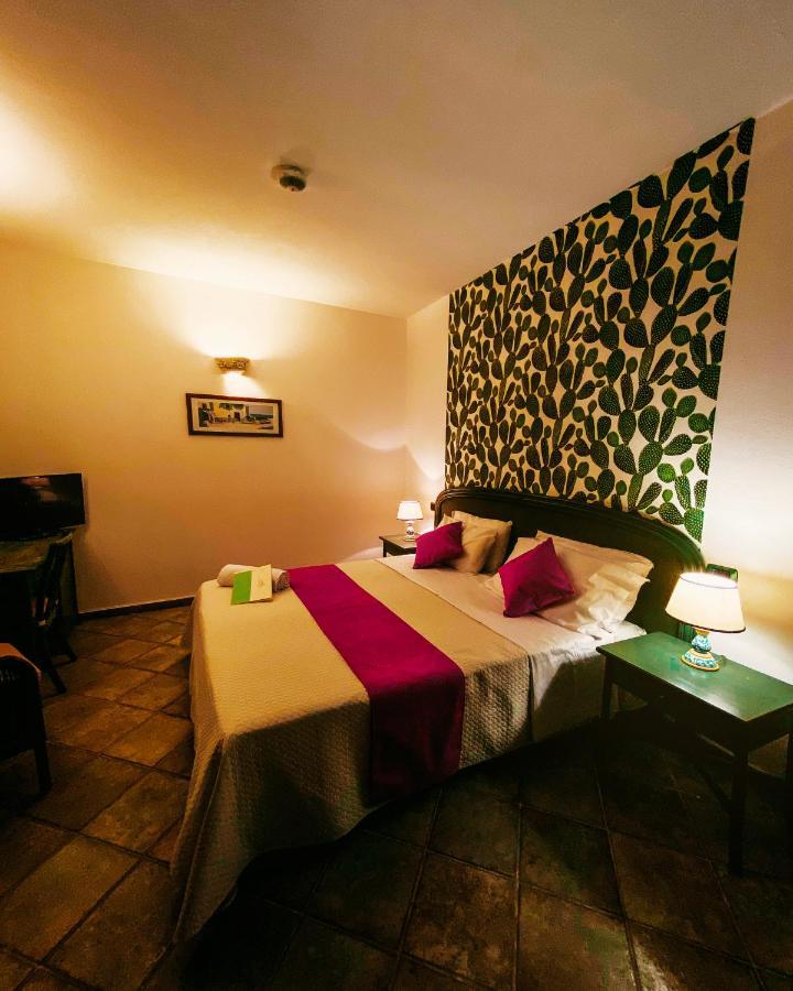 Valle Di Mare Country Resort Fontane Bianche Exterior photo