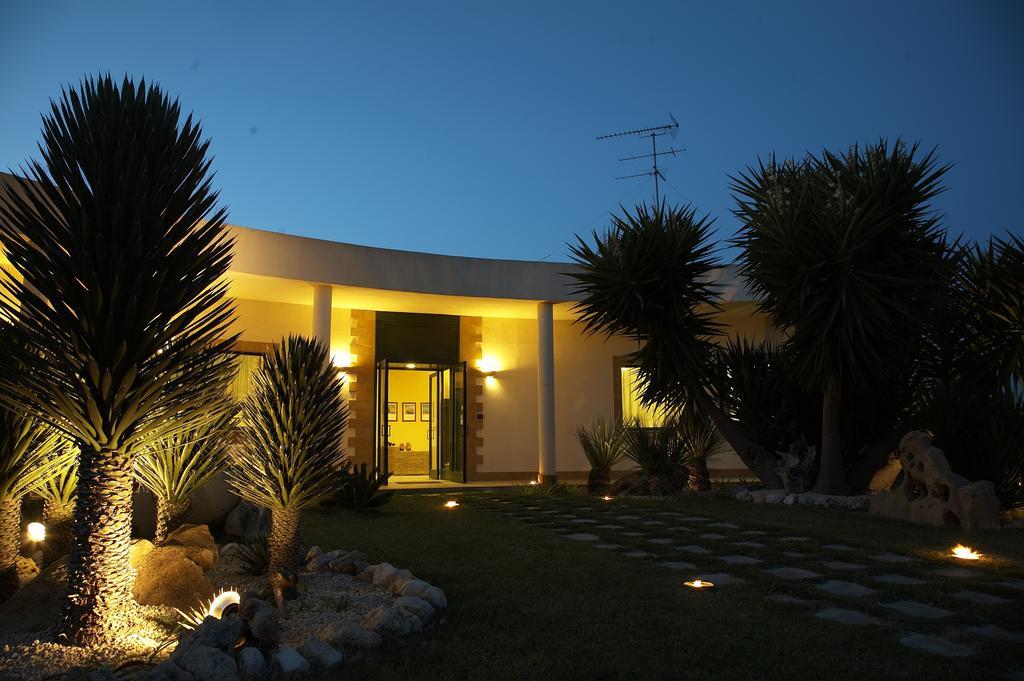 Valle Di Mare Country Resort Fontane Bianche Exterior photo