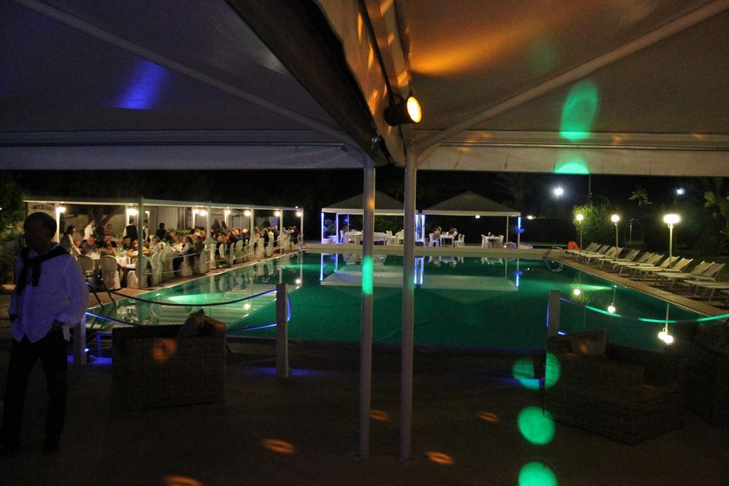Valle Di Mare Country Resort Fontane Bianche Exterior photo